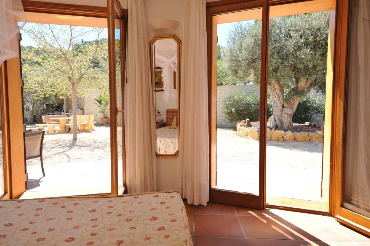 Relleu Finca El Almendral מראה חיצוני תמונה